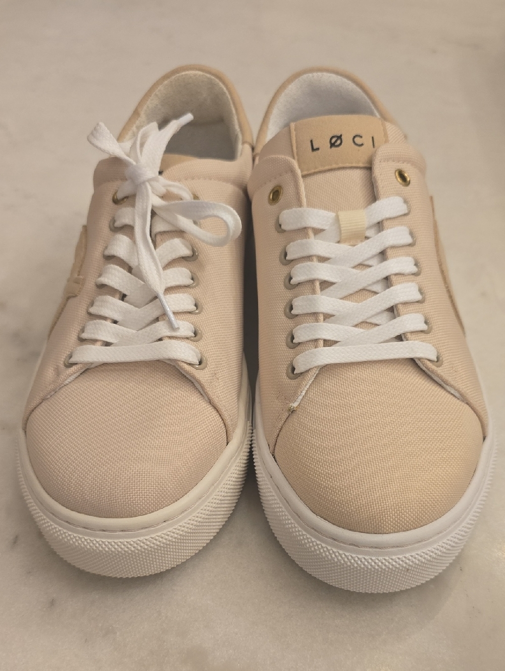 NWOT LOCI "Nine"Low Top Vegan Sneakers. EU 37. US 6.5 - Picture 2 of 10